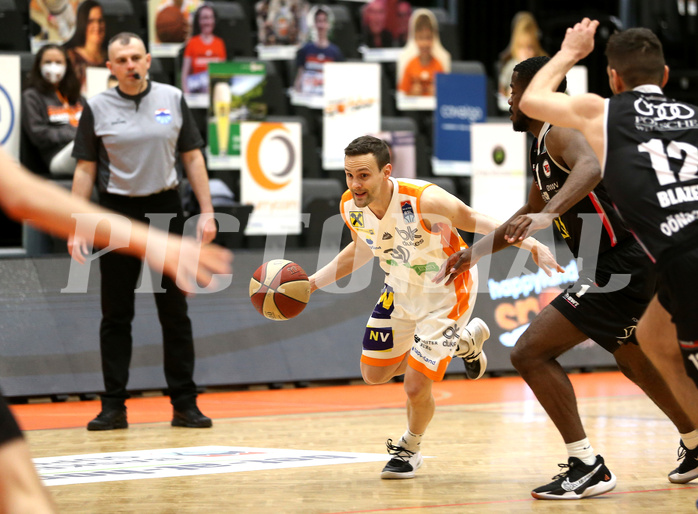 Basketball Superliga 2020/21, 6. Plazierungsrunde Klosterneuburg Dukes vs. Flyers Wels
