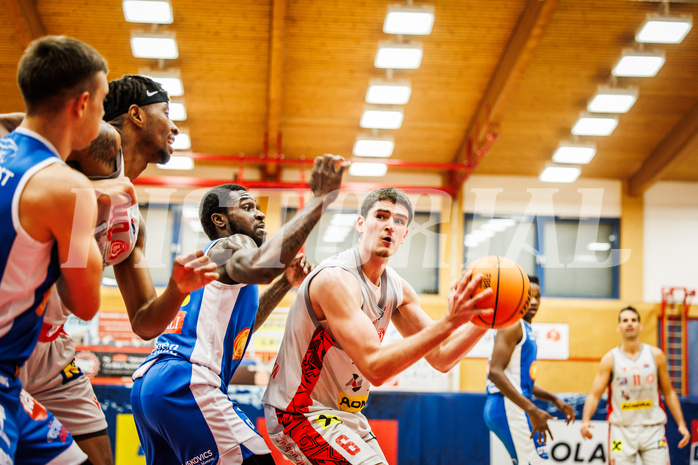 Basketball, win2day Basketball Superliga 2023/24, Grunddurchgang 6.Runde, Traiskirchen Lions, Oberwart Gunners, Aleksej Kostic (6)