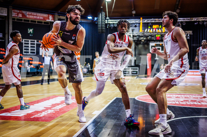 Basketball, Win2Day Superliga 2024/25, Grunddurchgang 7.Runde, BC Vienna, Klosterneuburg Dukes, Will Carius (24)