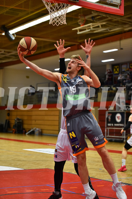 Basketball Superliga 2020/21, Grunddurchgang 18. Runde Flyers Wels vs. Klosterneuburg Dukes, Jurica Blazevic (19),