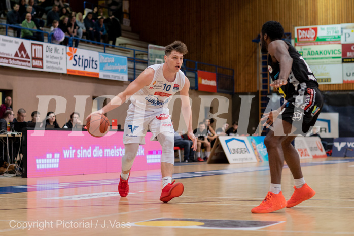 Basketball, win2day Basketball Superliga 2022/23, Grunddurchgang Runde 17, Oberwart Gunners, Flyers Wels, Brock Gardner (10)