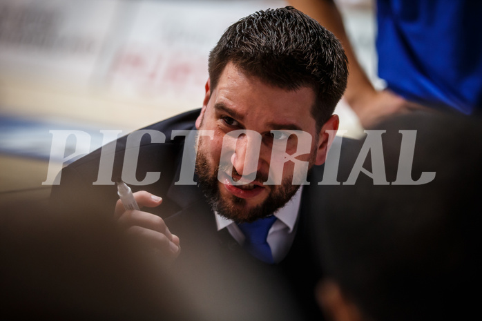 Basketball, Admiral Basketball Superliga 2019/20, Platzierungsrunde 3. Runde, Oberwart Gunners, Gmunden Swans, Horst Leitner (Coach)