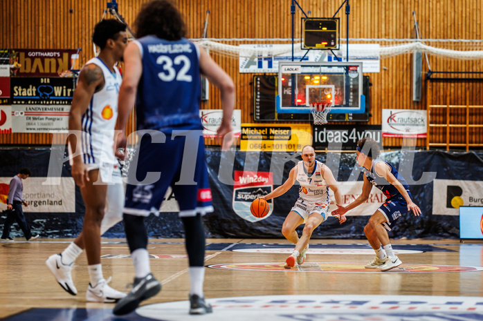 Basketball, win2day Basketball Superliga 2024/25, Grunddurchgang Runde 19, Oberwart Gunners, BBC Nord Dragonz, Sebastian Käferle (7)