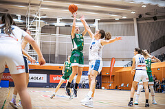 Basketball, Win2Day Basketball Damen Superliga 2022/23, Grunddurchgang 6.Runde, Vienna D.C. Timberwolves, UBI Holding Graz, Nika Cic (18), Cristina Nino (2)