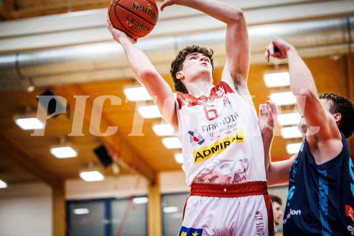 Basketball, win2day Basketball Superliga 2022/23, 10. Qualifikationsrunde, Traiskirchen Lions, Vienna D.C. Timberwolves, Aleksej Kostic (6) Basketball, win2day Basketball Superliga 2022/23, 10. Qualifikationsrunde, Traiskirchen Lions, Vienna D.C. Timberwolves, Aleksej Kostic (6)