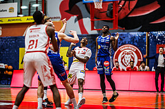 Basketball, Win2Day Superliga 2024/25, Playoffs, Halbfinale Spiel 2, Traiskirchen Lions, Oberwart Gunners, Cedric Russell (0)