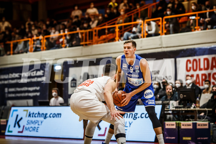 Basketball, Basketball Austria, Cup Final Four 2021/22 
Halbfinale 1, BBC Nord Dragonz, Oberwart Gunners, Edi Patekar (9)