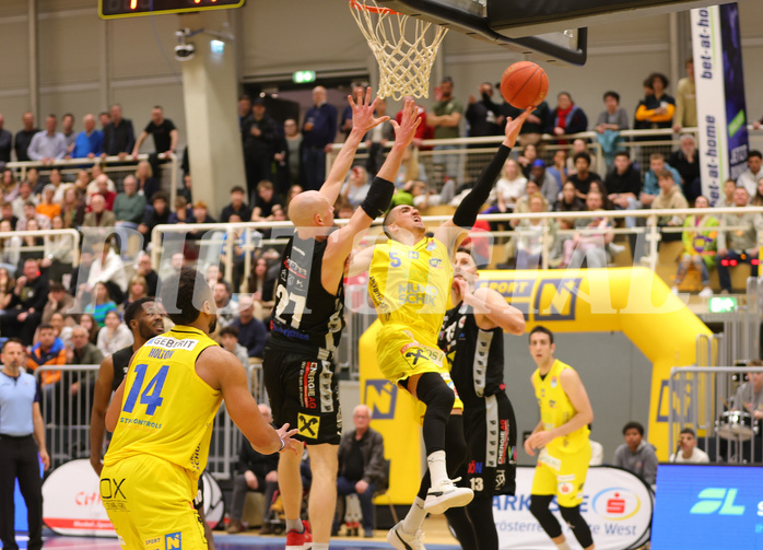 Basketball Superliga 2022/23, Playoff, Viertelfinale Spiel 2 SKN St.Pölten vs. Flyers Wels