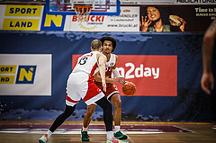 Basketball, win2day Basketball Superliga 2022/23, Grunddurchgang 1.Runde, Traiskirchen Lions, BC GGMT Vienna, Evan Taylor (10)