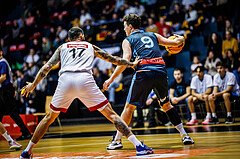 Basketball, Win2Day Superliga 2023/24, Grunddurchgang 8.Runde, BC Vienna, Vienna Timberwolves, Ivan Siriscevic (17), Philipp D'Angelo (9)