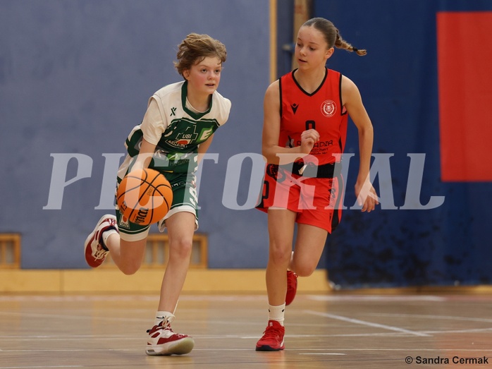Basketball Superliga 2024/25, SLWU14 Traiskirchen Lionesses vs. UBI Graz


