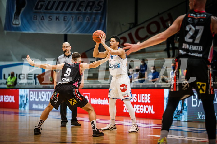 Basketball, bet-at-home Basketball Superliga 2021/22, Grunddurchgang Runde 9, Oberwart Gunners, Flyers Wels, Magdy Abou-Ahmed (6)