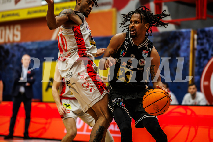 Basketball, win2day Basketball Superliga 2023/24, Grunddurchgang 21.Runde, Traiskirchen Lions, Flyers Wels, Terell Allen (2) Basketball, win2day Basketball Superliga 2023/24, Grunddurchgang 21.Runde, Traiskirchen Lions, Flyers Wels, Terell Allen (2)