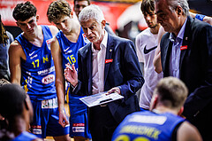 Basketball, Win2Day Superliga 2024/25, Grunddurchgang 6.Runde, BC Vienna, St. Pölten, John Tsiorgiannis (Head Coach)