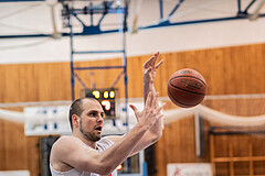 Basketball, Basketball Superliga 2022/23, 1. Platzierungsrunde, Oberwart Gunners, Gmunden Swans, Renato Poljak (16), Toni Blazan (10)