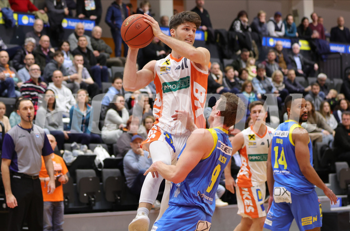 Basketball Superliga 2022/23, 1.Plazierungsrunde Klosterneuburg Dukes vs. SKN St.Pölten



