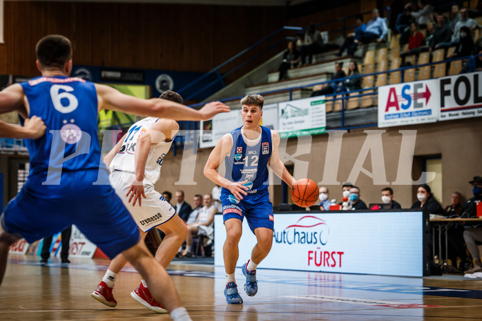 Basketball, bet-at-home Basketball Superliga 2021/22, Grunddurchgang Runde 14, Oberwart Gunners, Vienna D.C. Timberwolves, Jakob Lohr (12)