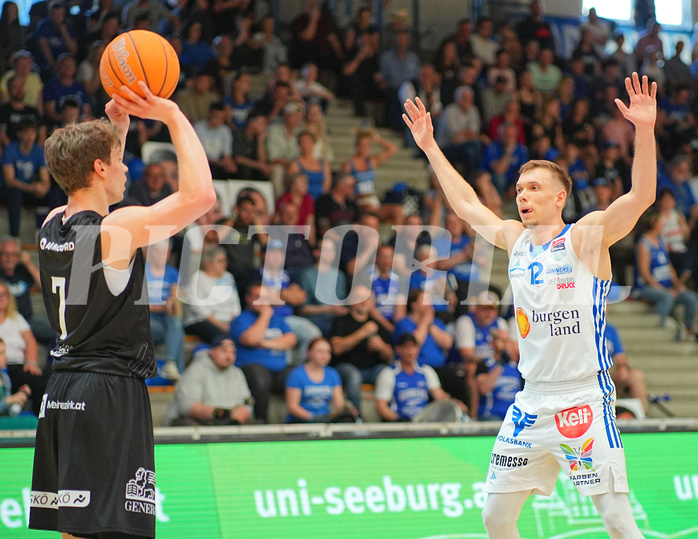 Basketball, Basketball Superliga 2024/25, Playoffs, Viertelfinale Spiel 3, Oberwart Gunners vs. Kapfenberg 