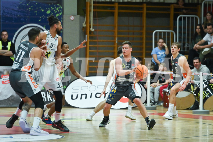 Basketball, Superliga 2024/25, Grunddurchgang 19.Runde, Flyers Wels vs. Klosterneuburg,