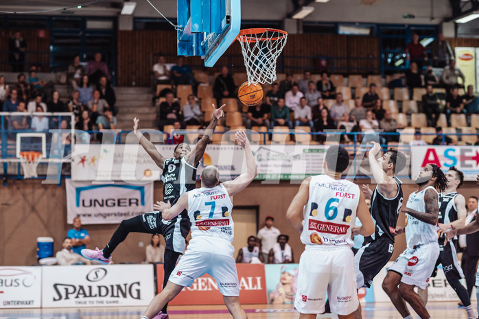 Basketball, Basketball Superliga 2023/24, Grundduchgang Runde 4., Oberwart Gunners, Kapfenberg Bulls, Rudi Williams (3), Sebastian Kaeferle (7)