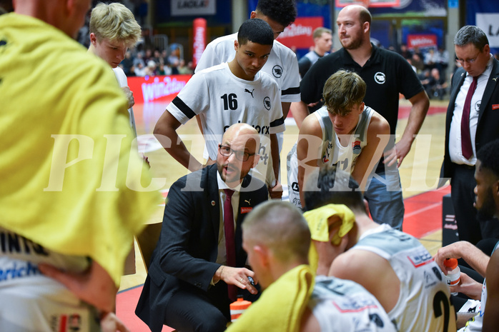 Win2Day Basketball Superliga 2022/23, Grunddurchgang 13.Runde, Flyers Wels vs. Swans Gmunden,