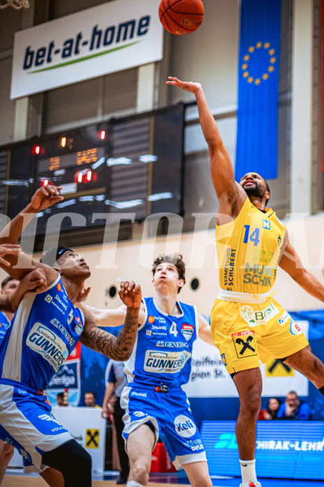 Basketball, Win2Day Superliga 2022/23, 2. Platzierungsrunde, SKN St. Pölten, Oberwart Gunners, Michael Holton Jr. (14)