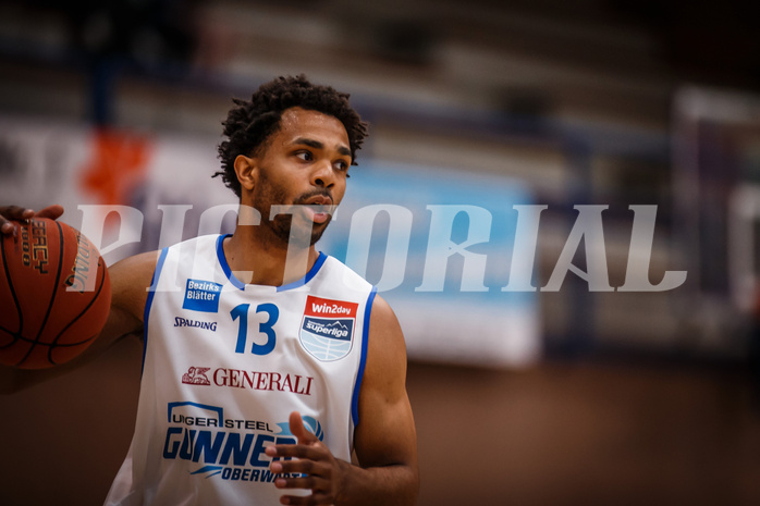 Basketball, bet-at-home Basketball Superliga 2021/22, Playoffs, Viertelfinale Spiel 1, Oberwart Gunners, Kapfenberg Bulls, Connor Cashaw (13)