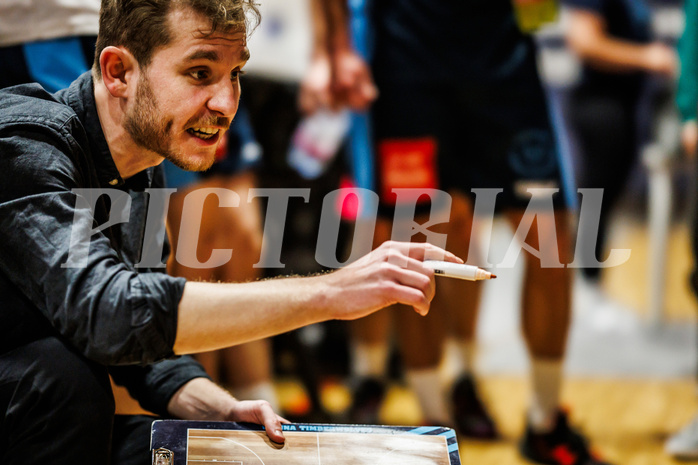 Basketball, win2day Basketball Superliga 2023/224, Qualifikationsrunde Spiel 2, BBC Nord Dragonz, Vienna Timberwolves, Justin Schlünken (Head Coach)