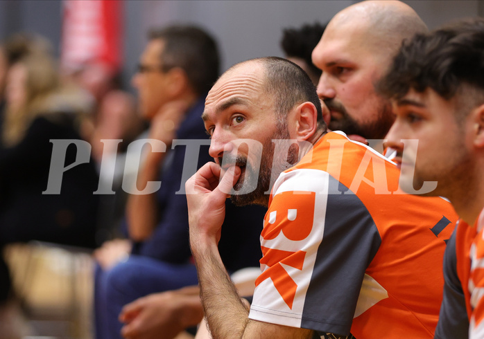 Basketball Superliga 2022/23, 8.Plazierungsrunde Klosterneuburg Dukes vs. Flyers Wels


