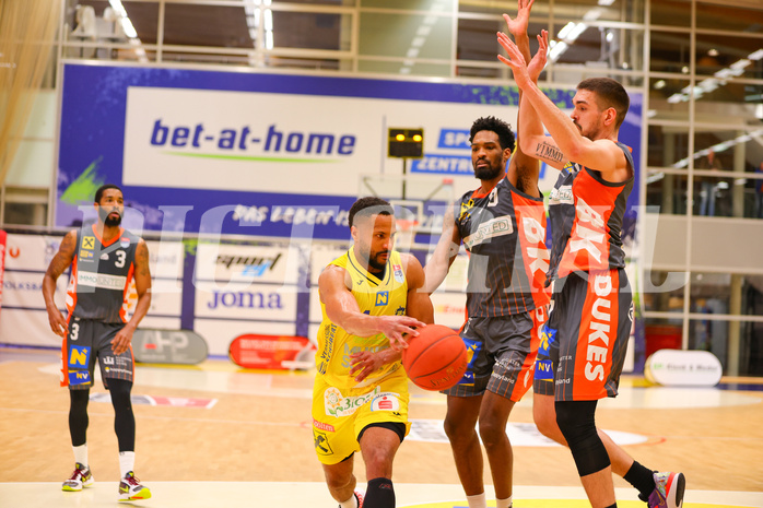 Basketball Superliga 2022/23, 6.Plazierungsrunde SKN St.Pölten vs. Klosterneuburg Dukes


