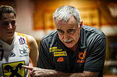 Basketball, Basketball Austria, Cup Final Four 2021/22 Damen Cupfinale, BK Duchess, Basket Flames, Franz Zderadicka (Head Coach)