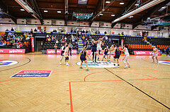 Basketball Damen Superliga 2023/24, Grunddurchgang Spiel 4 BK Duchess Klosterneuburg vs. SKN St.Pölten


