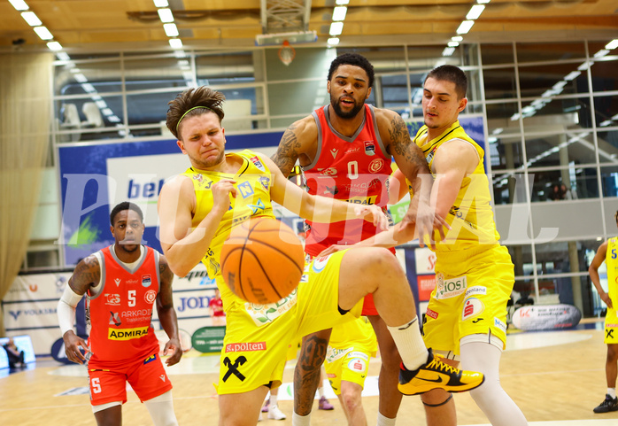 Basketball Superliga 2023/24, Playoff, Viertelfinale Spiel 4 SKN St. Pölten vs. Traiskirchen Lions


