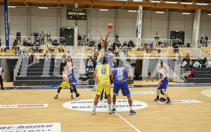 Basketball Superliga 2021/22, 5.Plazierungsrunde SKN St.Pölten vs. Gmunden Swans


