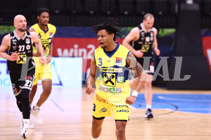 23.04.2024, Graz, Raiffeisen Sportpark Graz, Basketball Superliga 2023/24, Playoffs, Viertelfinale, Spiel 2, UBSC Raiffeisen Graz - Raiffeisen Flyers Wels 
