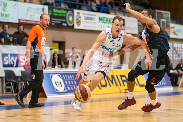 Basketball, ABL 2017/18, Grunddurchgang 3.Runde, Oberwart Gunners, Flyers Wels, Sebastian Käferle (7)