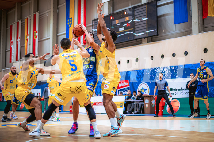 Basketball, Win2Day Superliga 2022/23, Grunddurchgang 19.Runde, SKN St. Pölten Basketball, UBSC Graz, Mario Spaleta (14)