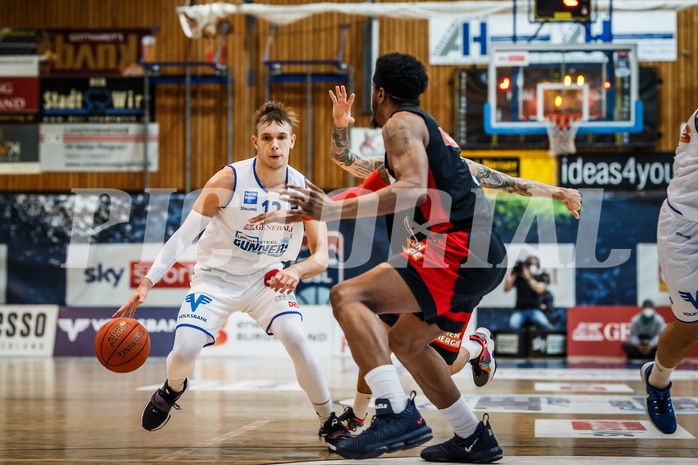 Basketball, bet-at-home Basketball Superliga 2021/22, Grunddurchgang Runde 4, Oberwart Gunners, BC GGMT Vienna, Jonathan Knessl (12)