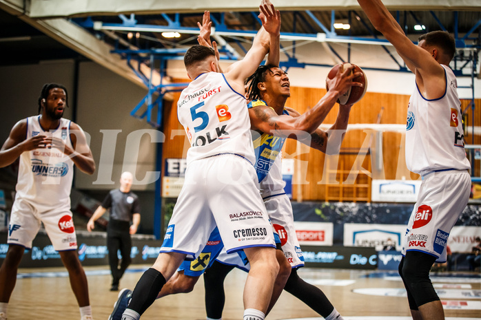 Basketball, bet-at-home Basketball Superliga 2020/21, Viertelfinale Spiel 1, Oberwart Gunners, SKN St. Pölten, Chris Fergusson (20)