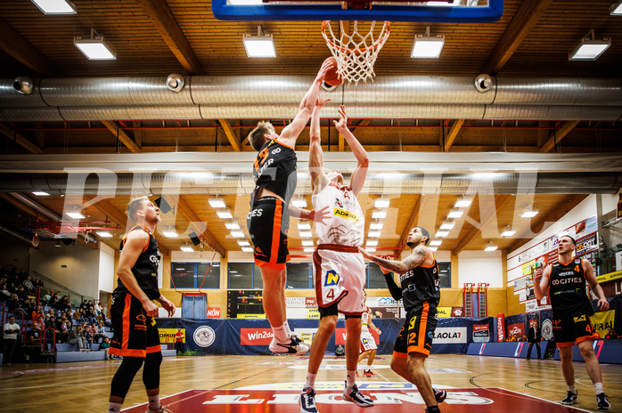 Basketball, win2day Basketball Superliga 2022/23, Grunddurchgang 14.Runde, Traiskirchen Lions, Fürstenfeld Panthers, 