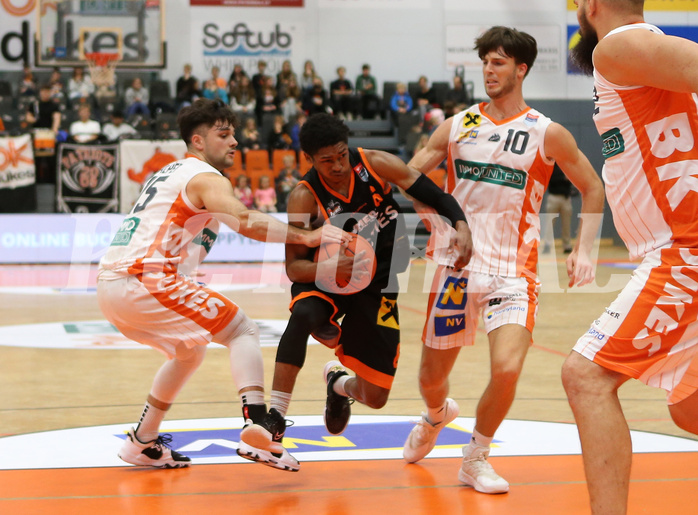 Basketball Superliga 2022/23, Grunddurchgang 4.Runde Klosterneuburg Dukes vs. Fürstenfeld Panthers


