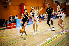 Basketball, Win2Day Basketball Damen Superliga 2024/25, Grunddurchgang 11.Runde, Vienna Timberwolves, Vienna United, Laetitia Schuhmacher (5), Lara Binder (9)