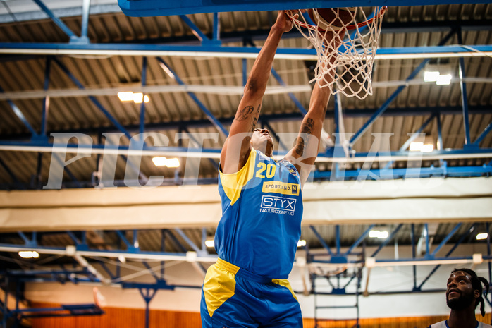 Basketball, bet-at-home Basketball Superliga 2020/21, Viertelfinale Spiel 3, Oberwart Gunners, SKN St. Pölten, Chris Fergusson (20)