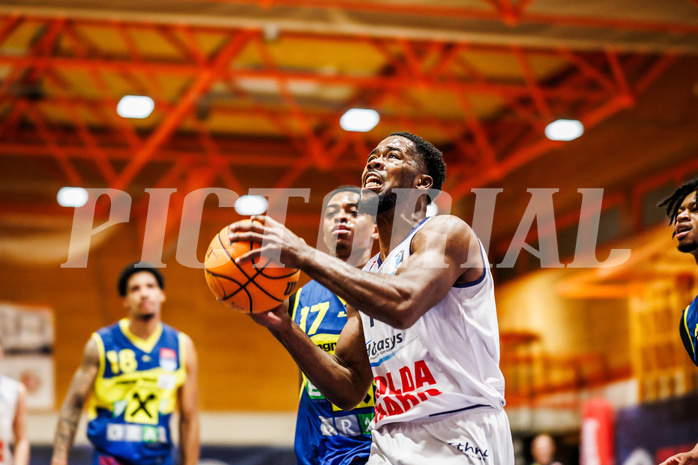 Basketball, win2day Basketball Superliga 2023/224, Grunddurchgang Runde 21, BBC Nord Dragonz, UBSC Graz, Austen Awosika (10)