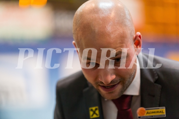 Basketball, ABL 2017/18, Grunddurchgang 3.Runde, Oberwart Gunners, Flyers Wels, Sebastian Waser (Headcoach)