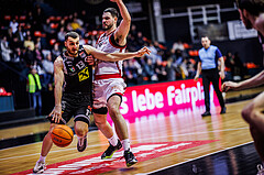 Basketball, Win2Day Superliga 2024/25, Grunddurchgang 17.Runde, BC Vienna, Flyers Wels, Radii Caisin (13), Marko Goranovic (15)