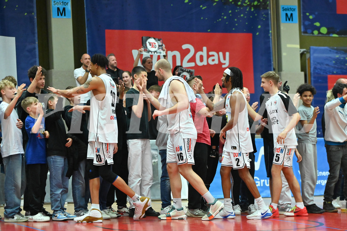 Basketball Superliga 2023/24, 8.Plazierungsrunde,
Flyers Wels vs. Gmunden Swans

