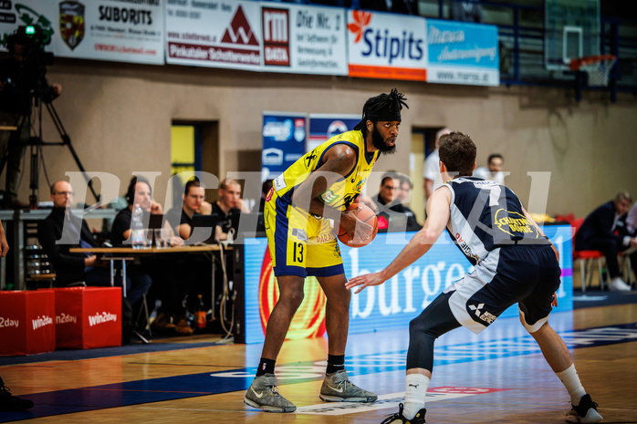 Basketball, Basketball Austria Cup 2022/23, Herren Finale, Gmunden Swans, UBSC Graz, Issac James Vann Jr (13)