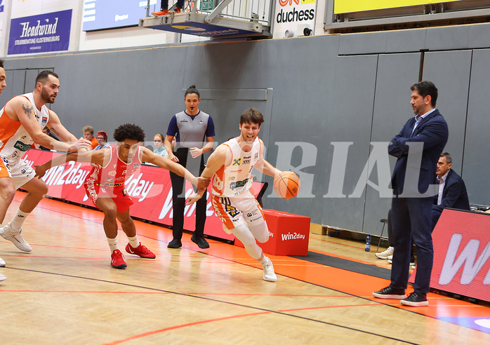 Basketball Superliga 2024/25, 6.Plazierungsrunde Klosterneuburg Dukes vs. TRaiskirchen Lions


