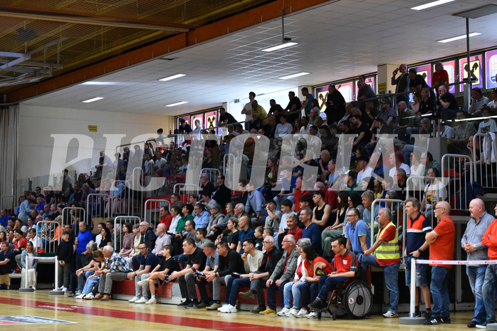 Win2Day Basketball Superliga 2022/23, Playoff,
Viertelfinale Spiel 1, Flyers Wels vs SKN St. Pölten Win2Day Basketball Superliga 2022/23, Playoff,
Viertelfinale Spiel 1, Flyers Wels vs SKN St. Pölten